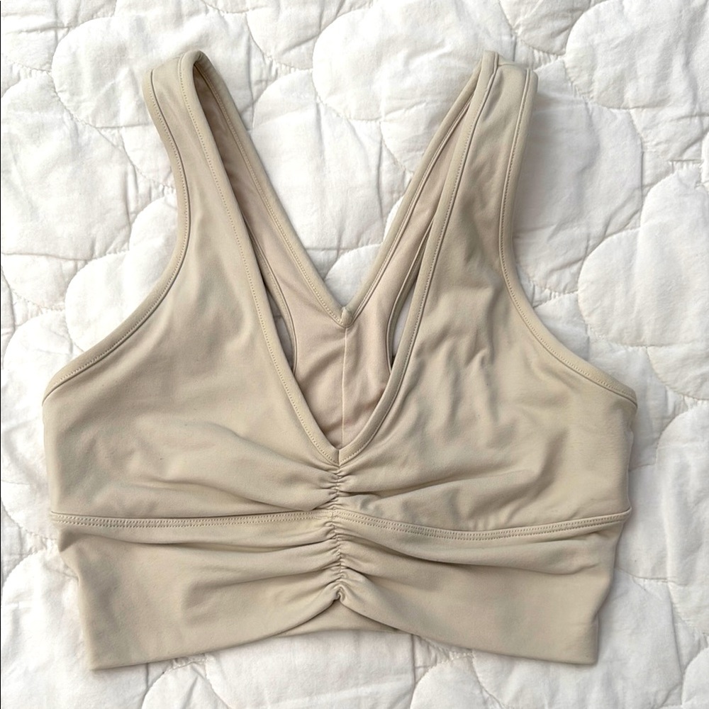 Alo Yoga Wild Thing Sports Bra in Ivory Small